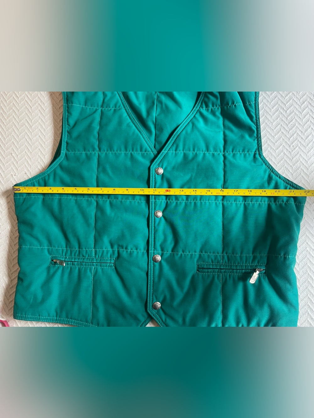 The North Face Vintage Quilted Vest - Picture 5 of 10
